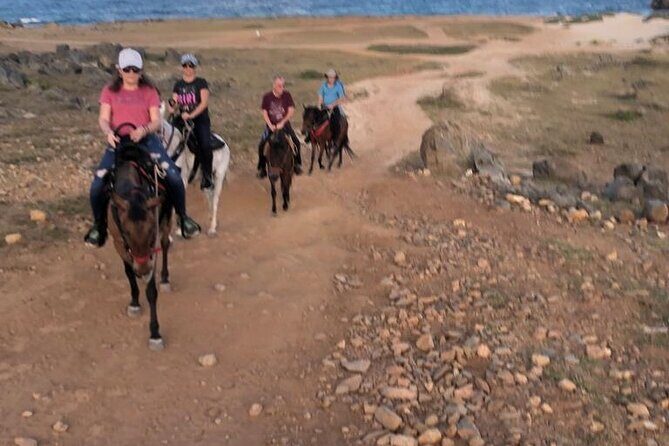 2-Hour Horseback Riding Tour to Little Natural Bridge in Aruba - The small-group feel: why max 10 matters