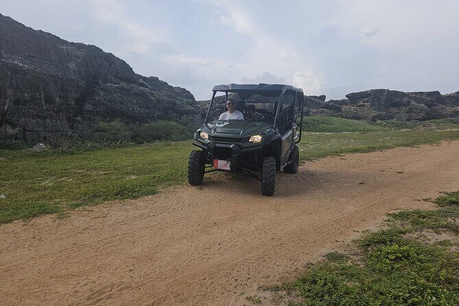 4-seater UTV Island 4hr Tour in Aruba, morning or afternoon - Stops 2–3: Wariruri Beach, Baby Natural Bridge, and Bushiribana Ruins