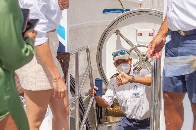 Aruba Atlantis Submarine Tour - Who should book, and who might want to rethink it