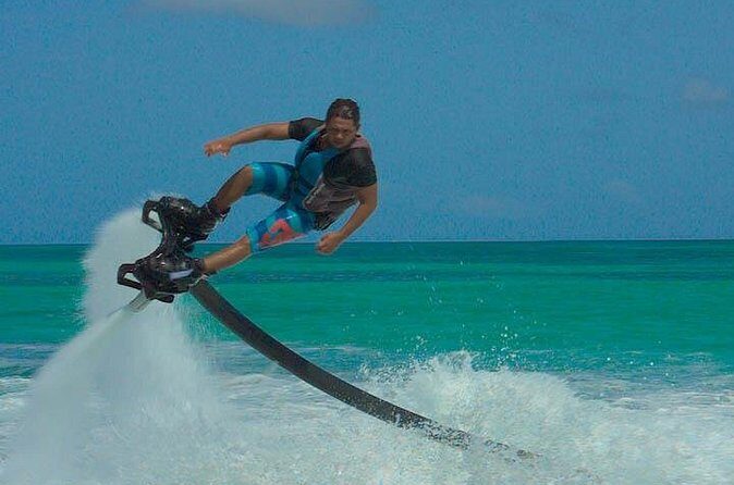 Aruba Flyboarding & Jetovator Experience: Fly Like a Bird & Dive Like a Dolphin - Diving-style splashes to flying control: managing the learning curve