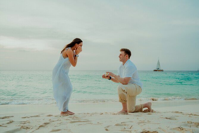 Aruba Romantic Sunset Photoshoot & Beach Picnic in Luxury Cabana - Key highlights you’ll actually care about