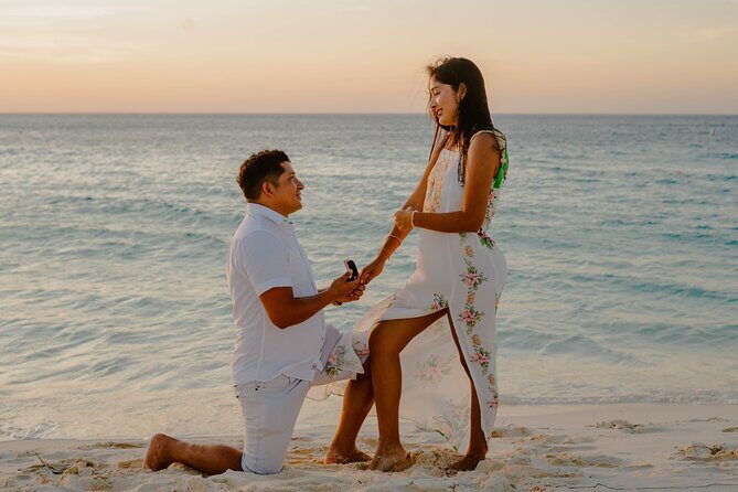 Aruba Romantic Sunset Photoshoot & Beach Picnic in Luxury Cabana - The photoshoot: 30 minutes, but it’s the right kind of structure