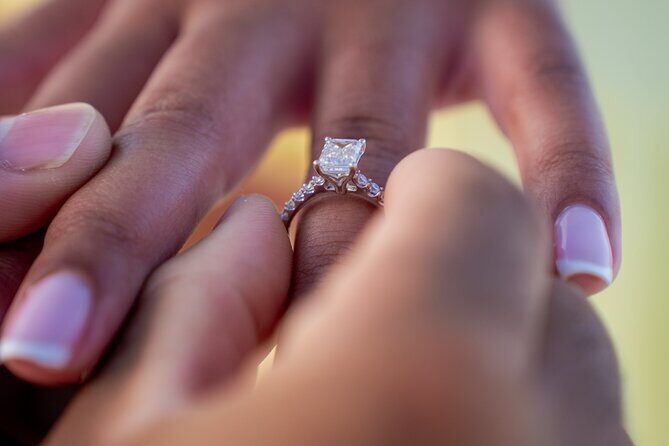 Aruba Sunrise/Sunset Photoshoot Experience - Pricing at $145 Per Person: When This Is a Yes