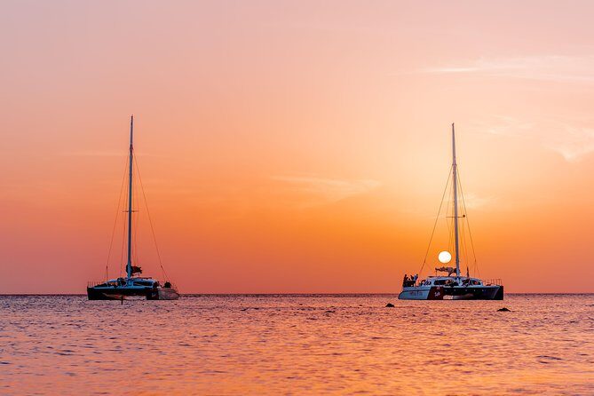 Aruba Sunset Sail with Appetizers and Open Bar - 2 Hours at Sea: How the Cruise Flows