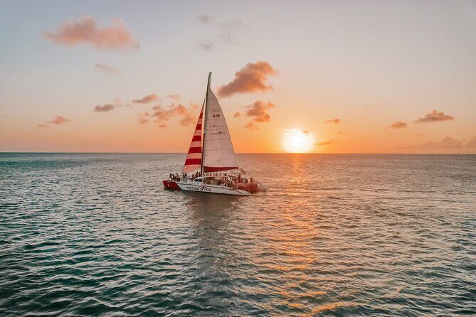 Aruba Sunset Sail with Appetizers and Open Bar - The Open Bar: Beer, Rum Punch, and Tropical Cocktails