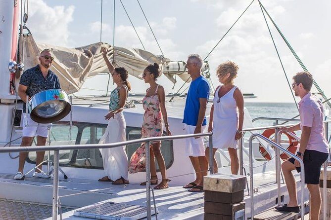 Aruba Sunset Sail with Caribbean Dinner and Live Music - Dinner on board: Caribbean buffet served reception-style (and how that feels)