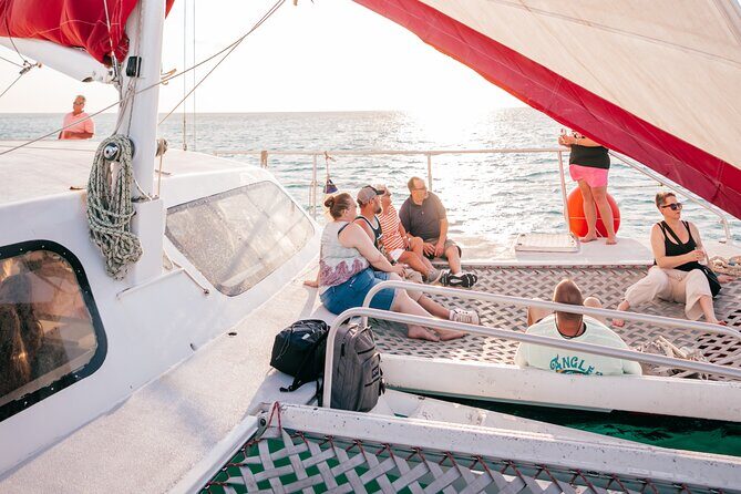 Aruba Sunset Sail with Caribbean Dinner and Live Music - Who this Aruba sunset sail fits best