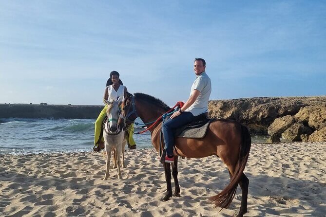 Aruba's Northern Coast Horseback Adventure - Group size and guides: why 10 riders feels right