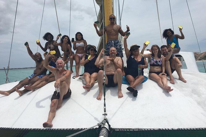 Arusun Catamaran Sail with Snorkeling in Aruba - Snacks and drinks: how the open bar makes the value work