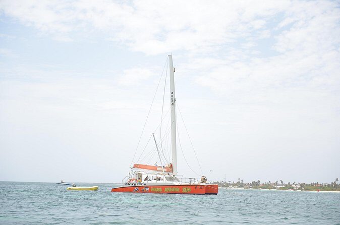 Banana Adventure Catamaran Shipwreck Snorkel and Turtle Swim - Tres Trapi turtle swim: where patience beats panic