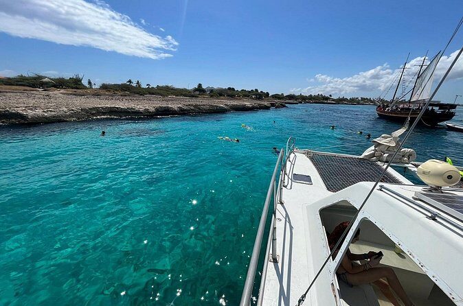 Banana Adventure Catamaran Tropical Sunset Sail - Open Bar Drinks and Fresh Fruit: What to Expect