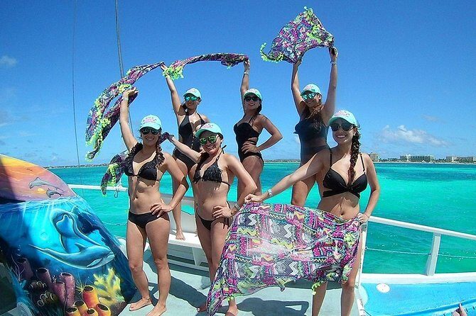 Dolphin Catamaran Snorkel and Sail with Open Bar - The 3-Hour Flow: Sailing Out, Two Stops, Then Back Again