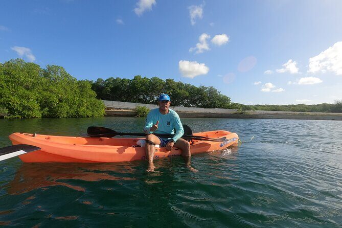 Kayak Tour at Mangel Halto and Spanish Lagoon - Philip Tromp: Why the Guide Makes the Difference