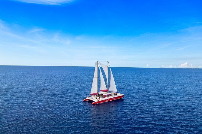 Luxury Champagne and Lobster Sail to Boca Catalina - Key points before you go