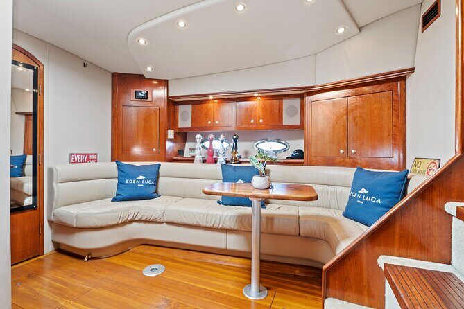 Luxury Private Yacht Charter Aruba - Eden Luca Yachts - Drinks and food: what’s included, what to plan for