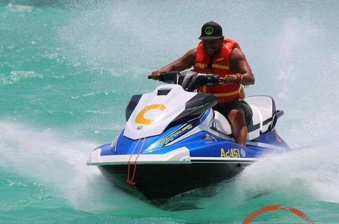 Palm Beach Aruba Waverunner Rentals - Finding Frank’s Place Watersport at the Holiday Inn beach