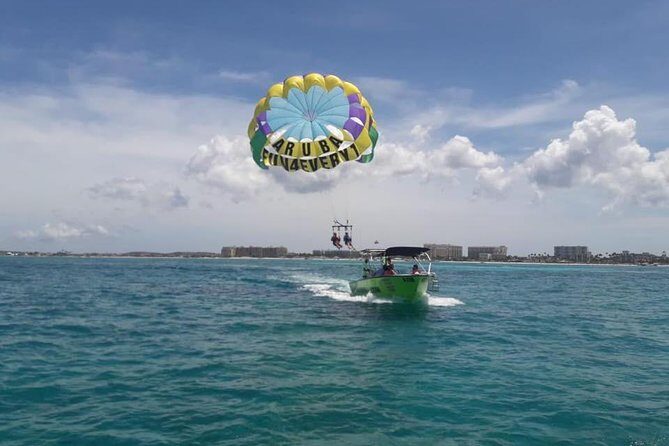 Parasailing in Palm Beach - Views, Sea Turtles, and Aruba From Above