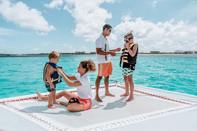 Premium Catamaran Morning Sail: Snorkeling, Mimosas and Brunch - Brunch on the water: mimosas, Aruba Arriba, and appetizer expectations