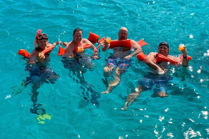 Private Aruba Snorkeling Excursion with Rum Punch - Why A Private 26-Foot Bayliner Boat Changes Your Snorkel Day