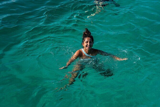 Private Beach Cruisin & Snorkeling Experience in Aruba - SS Antilla in Malmok Bay: The Wreck Stop With a Real Story