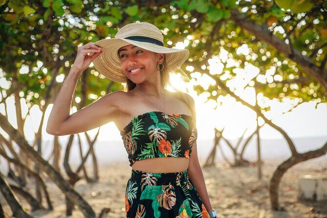 Professional Sunset Photoshoot in Aruba - What You Get: 10 or 20 Photos, Plus a Private Online Gallery