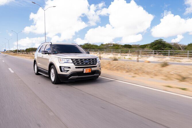 Round-Trip Aruba Private Airport Transfer - Meeting point and hotel coverage: Palm Beach vs. your actual pickup