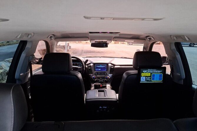 Roundtrip Private Transfer from Aruba Airport (AUA) - The best part: on-time meets and friendly drivers (Marc Anthony, Steve, Polittan)