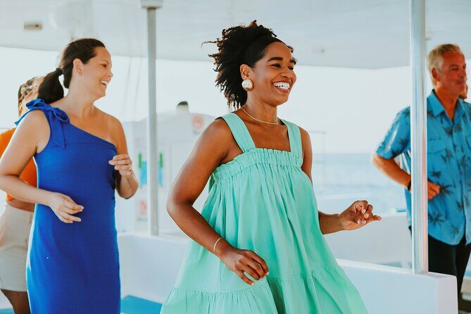 Salsa, Sunsets & Mojitos at Sea - Salsa lessons at sea with Franklin: how the dancing portion works