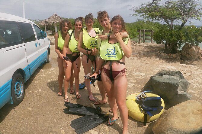 Small Group Snorkeling at Mangel Halto Aruba - Guides Matter: Carlos, Junior, Juan, and the Best-Case Experience