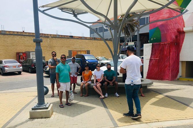 The Whole Story Tour of San Nicolas in Aruba - Timing, pace, and what to bring for a 2-hour mural walk
