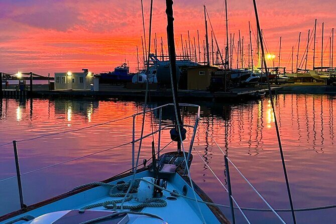 Tropical Sailing Experience with BBQ Lunch or BBQ Dinner in Aruba - Spanish Lagoon and Flamingo Island: scenery you don’t have to earn