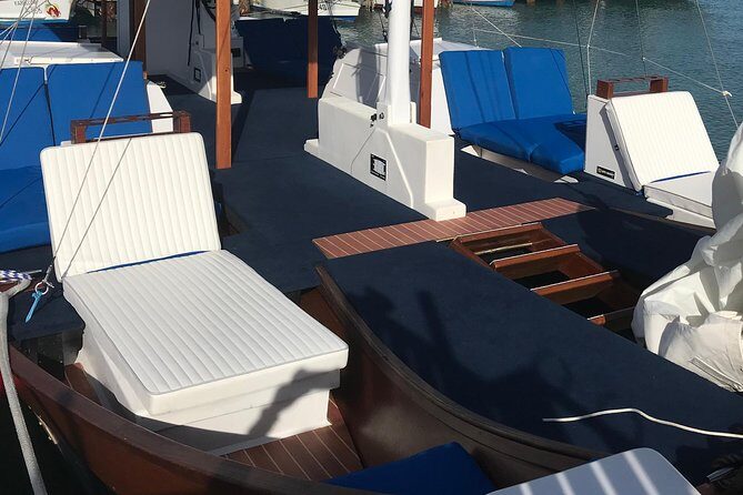 VIP Morning Delight Champagne Sailing and Snorkeling with Lunch - Lunch and Open Bar: What the Included Food and Drinks Actually Mean
